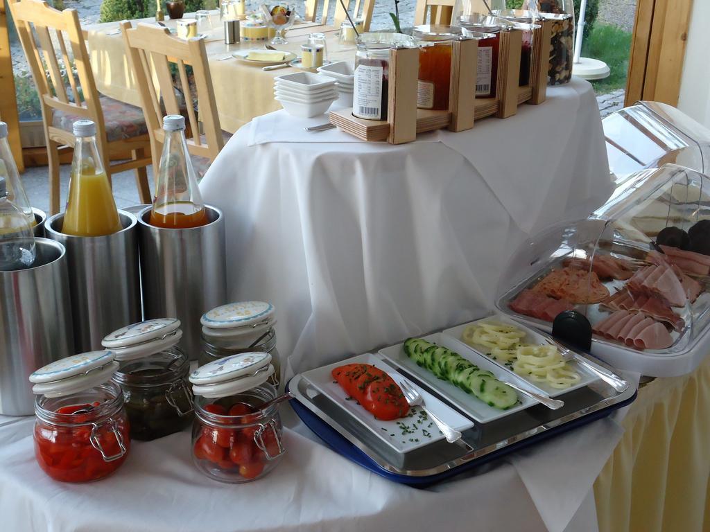 Berghotel Schiller Schonach im Schwarzwald Номер фото