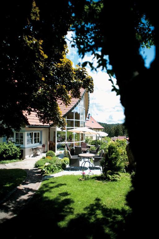 Berghotel Schiller Schonach im Schwarzwald Экстерьер фото
