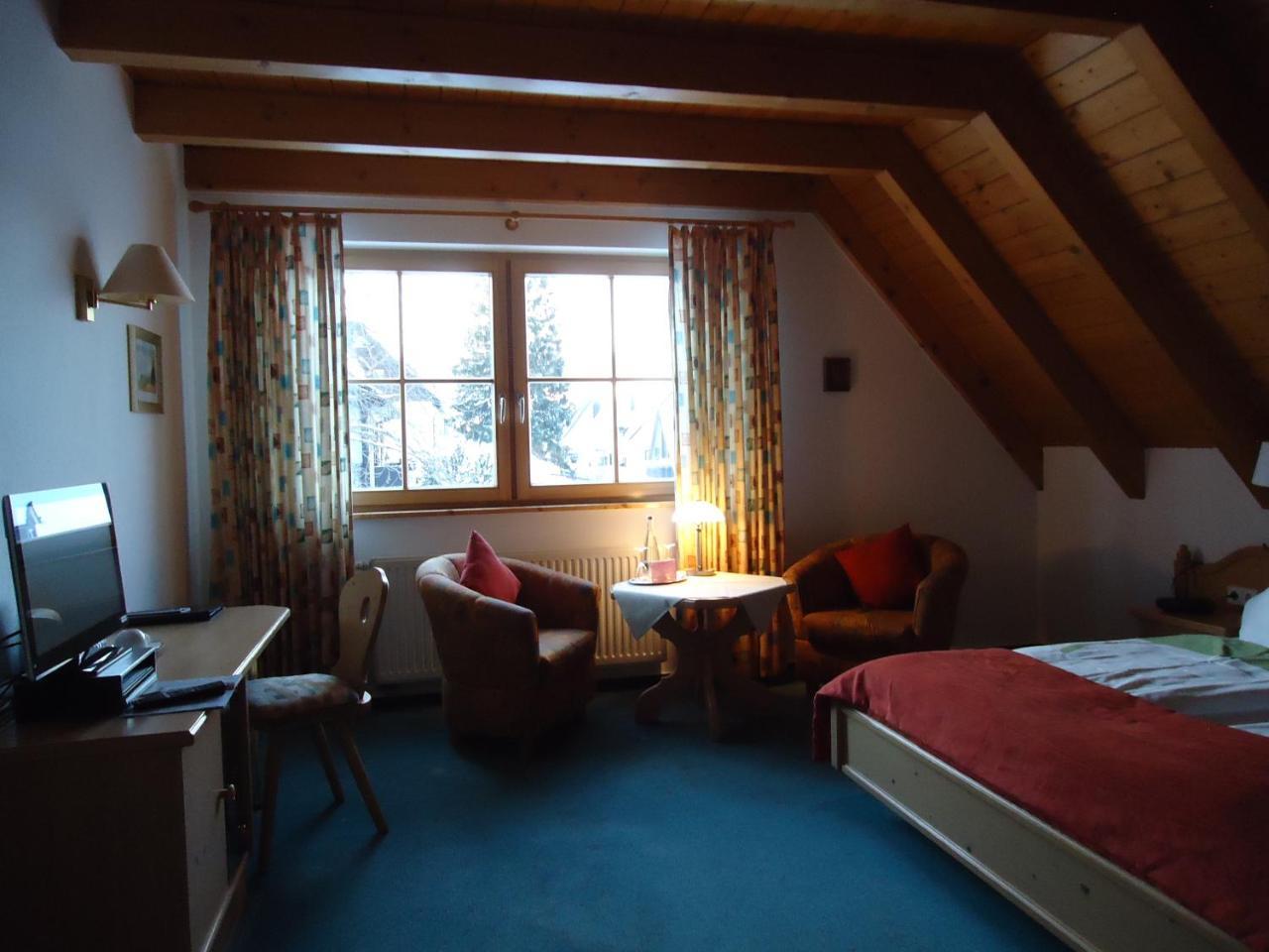 Berghotel Schiller Schonach im Schwarzwald Экстерьер фото